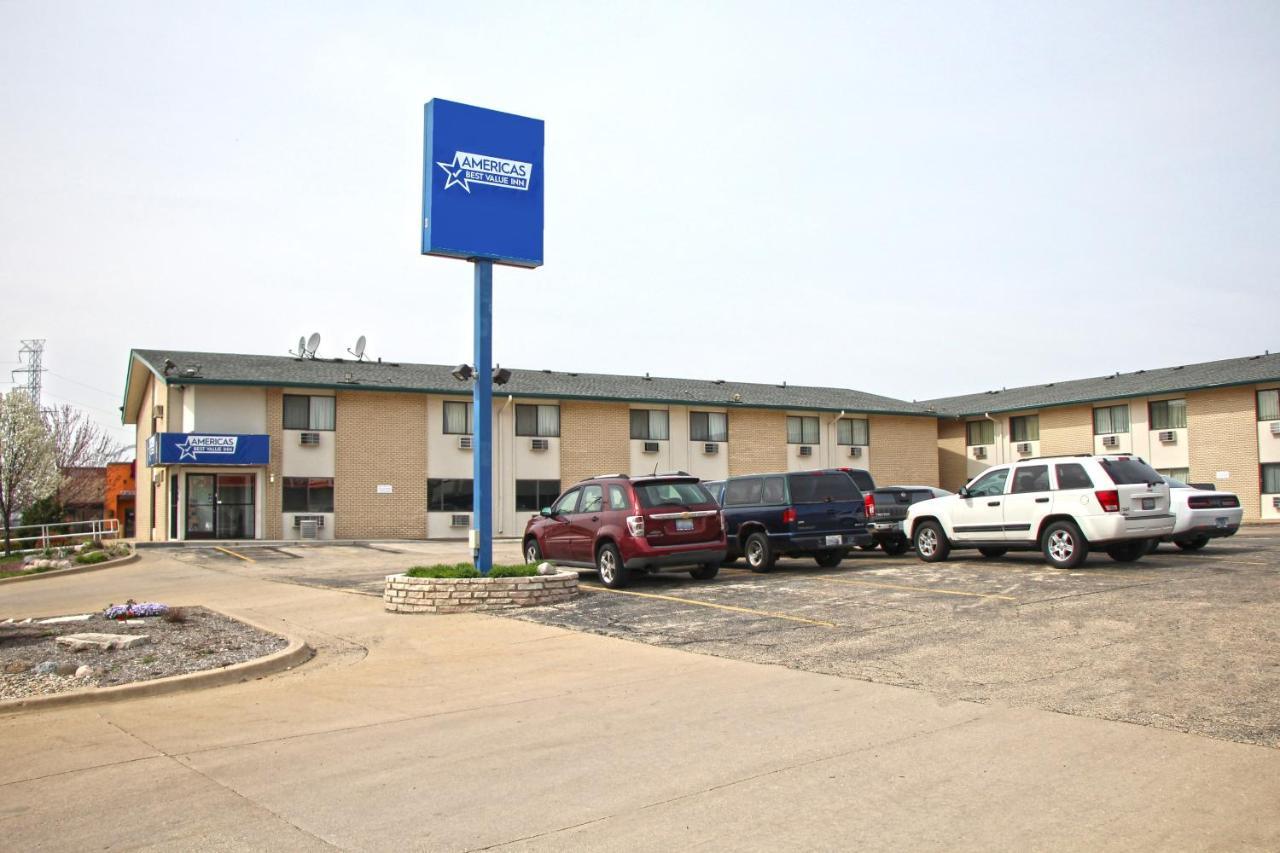 อเมริกาส์ เบสต์ แวลู อินน์ อีสต์ พีโอเรีย East Peoria ภายนอก รูปภาพ